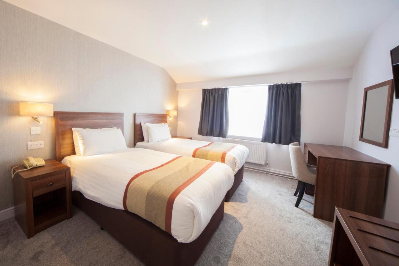 The Holt Hotel Steeple Aston Bagian luar foto