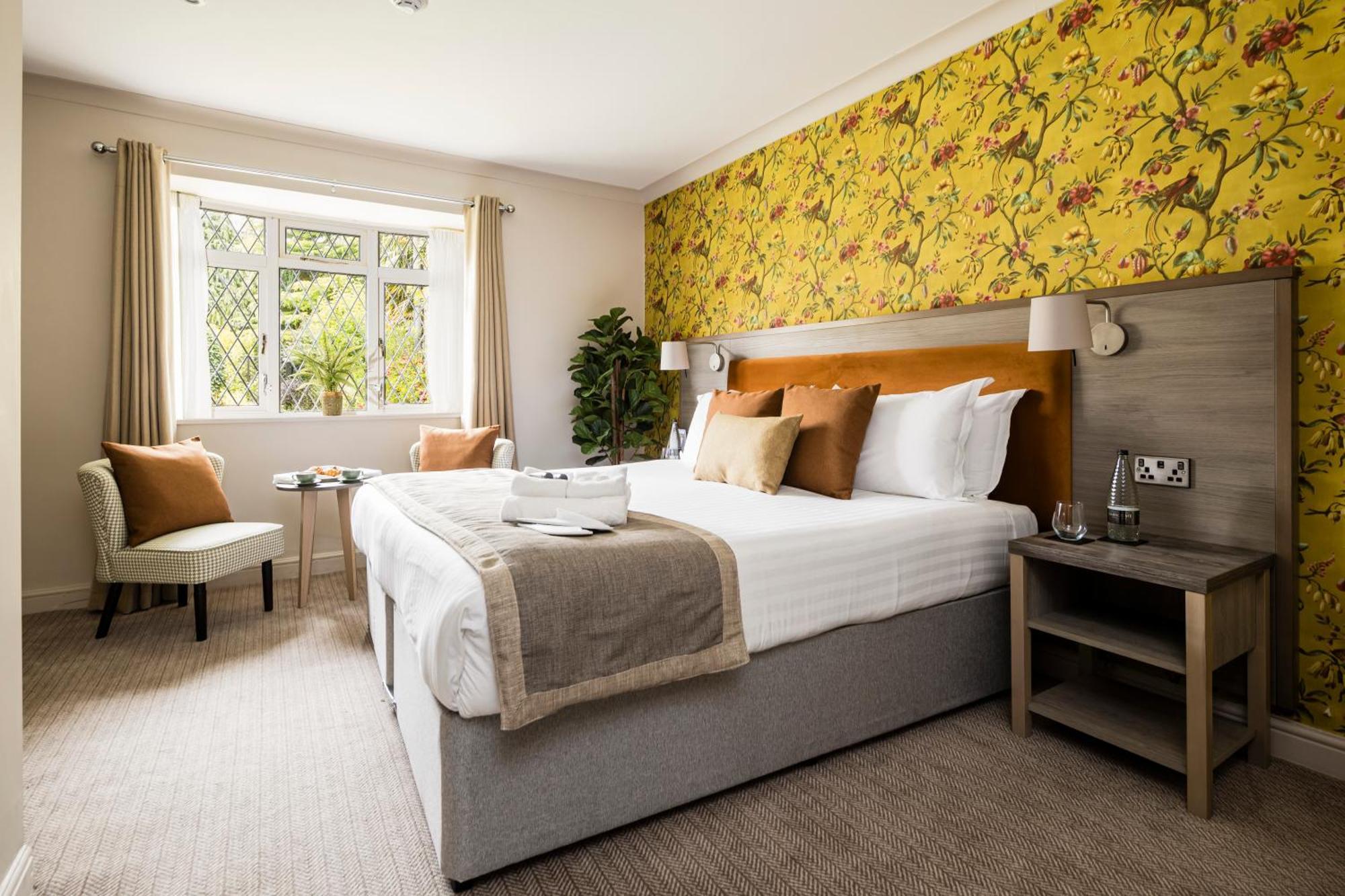 The Holt Hotel Steeple Aston Bagian luar foto